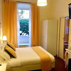 Bed & Breakfast Dhome, Rome